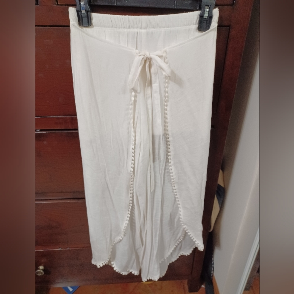 Flowy beach or lounge pants